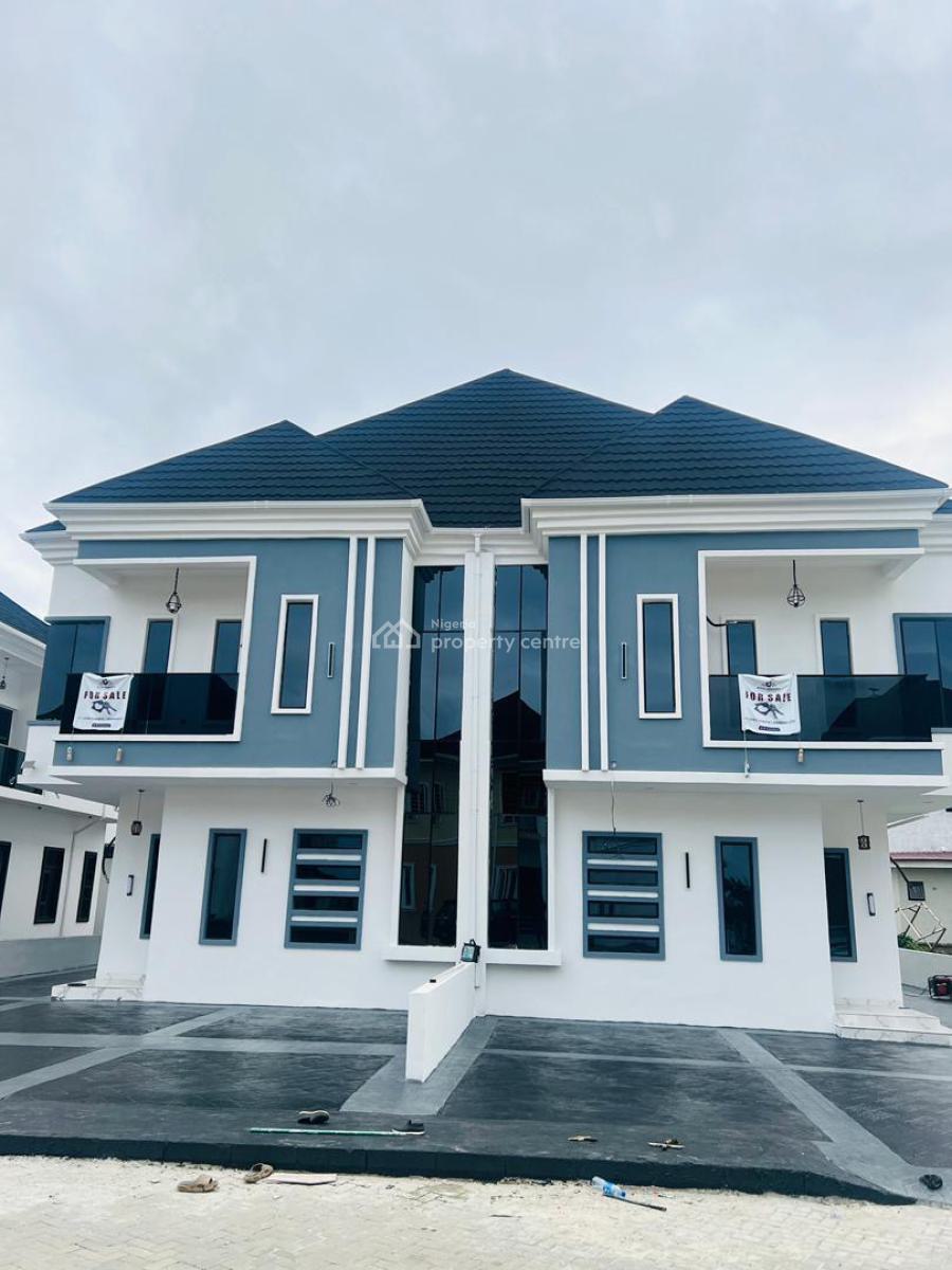 Distress 4bedroom Semi Detached Duplex, Awoyaya Ibeju Lekki, Awoyaya, Ibeju Lekki, Lagos, Semi-detached Duplex for Sale