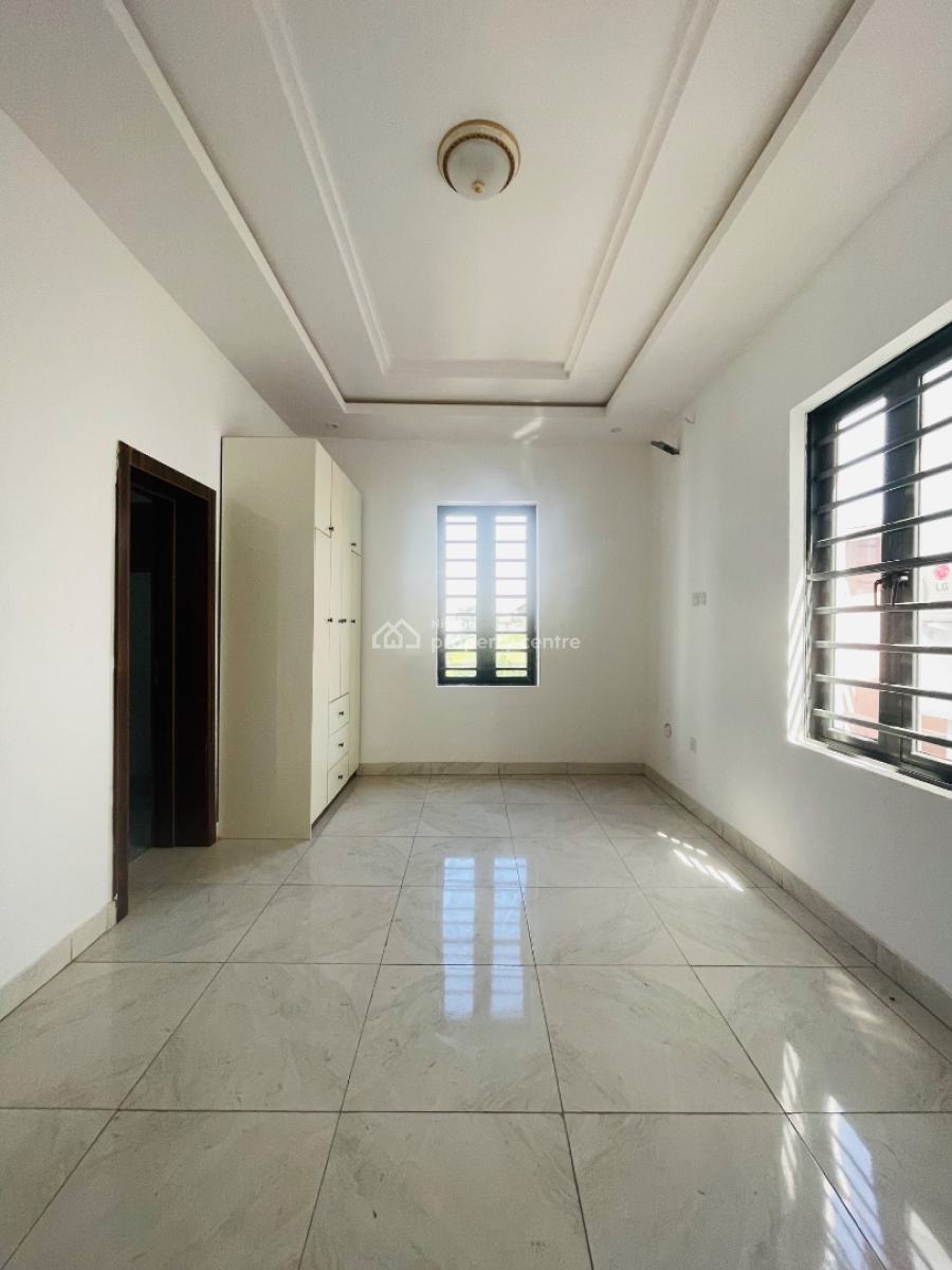 Eye Catchy 5 Bedroom Fully Detached Duplex Plus Bq, Majestically Built Home with Bq in a Secured Estate, Gra Phase 2, Magodo, Lagos, Detached Duplex for Sale