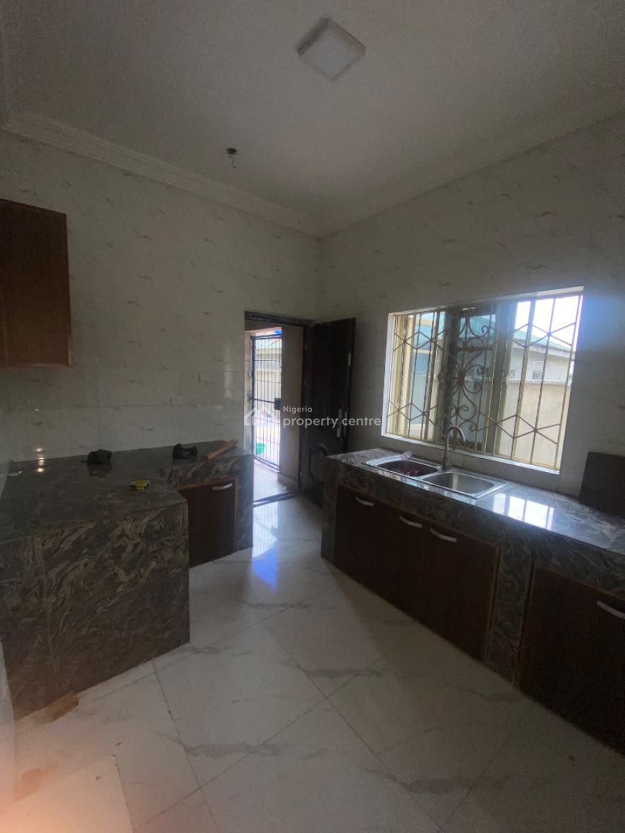 Newly Built Units of 3 Bedroom Apartments, Muniru Estate, Ogombo, Ajah, Lagos, Flat / Apartment for Rent
