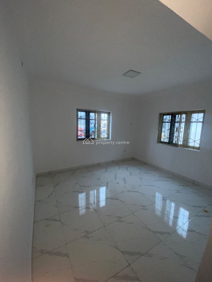 Newly Built Units of 3 Bedroom Apartments, Muniru Estate, Ogombo, Ajah, Lagos, Flat / Apartment for Rent