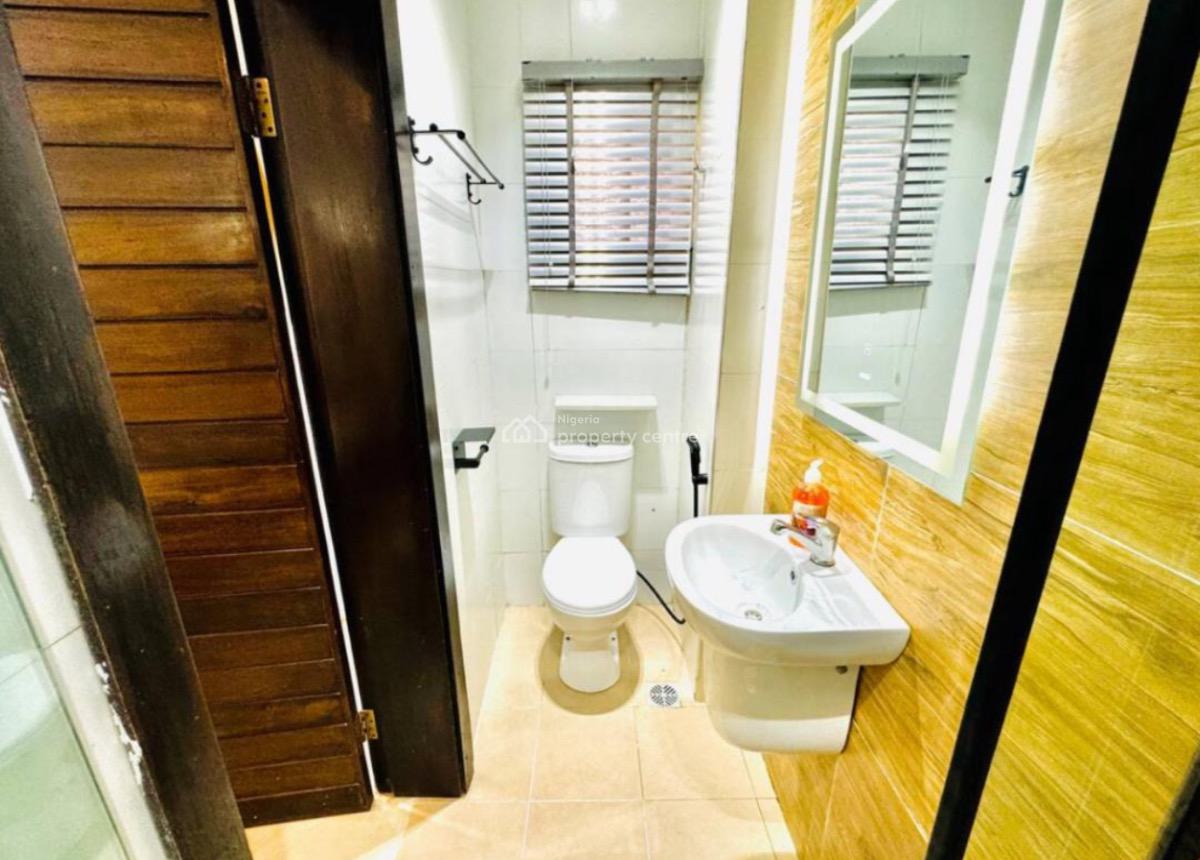 Exquisite 2 Bedroom Apartment, Lekki Phase 1, Lekki Phase 1, Lekki, Lagos, Flat / Apartment Short Let
