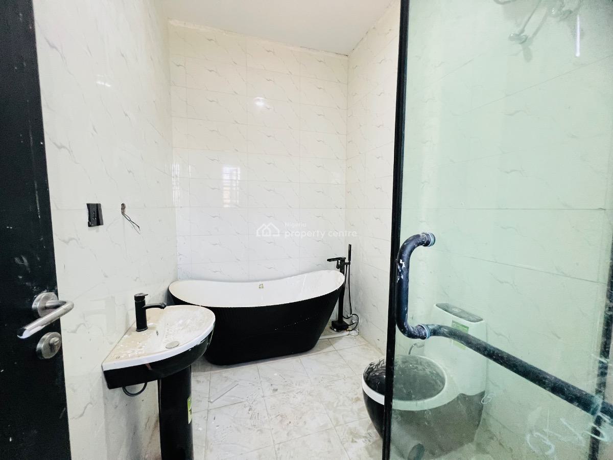 5bedroom Detached Duplex with Bq, Orchid Road, Lekki, Lagos, Detached Duplex for Sale