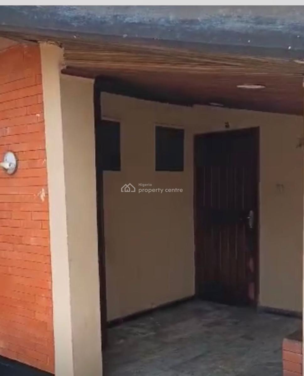 Four Bedroom Bungalow with Bq, Off Bode Thomas, Surulere, Lagos, Detached Bungalow for Sale