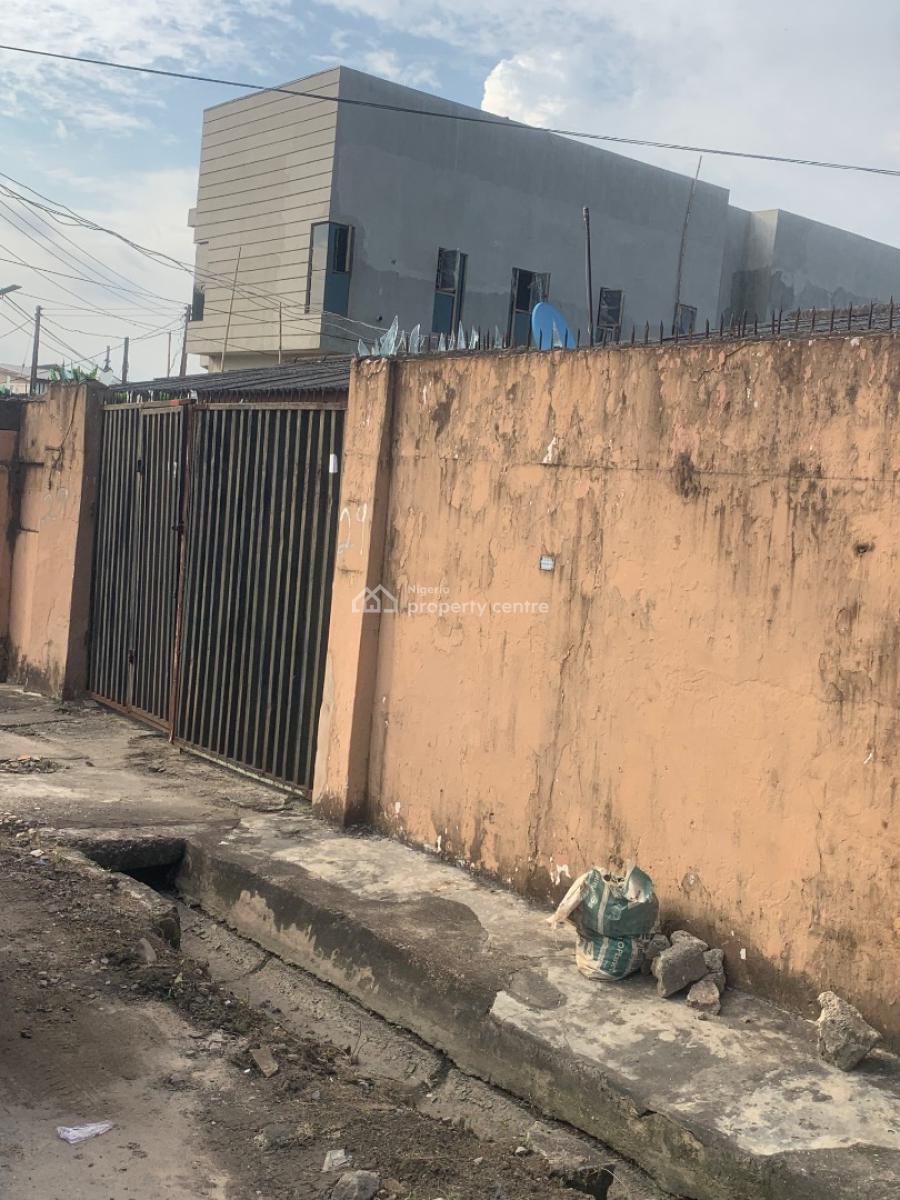 2 Unit of Bungalow, Surulere, Lagos, Detached Bungalow for Sale
