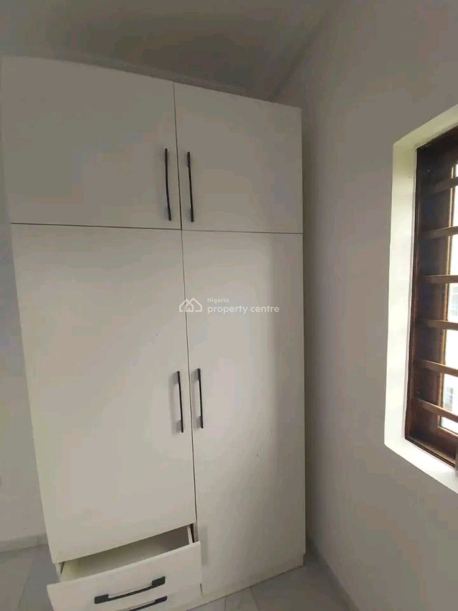 Nice Upstair 2bedroom Flat, Hopevile Estate, Sangotedo, Ajah, Lagos, Flat / Apartment for Rent