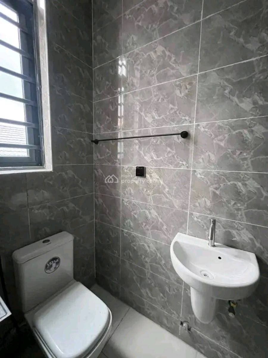 Nice Upstair 2bedroom Flat, Hopevile Estate, Sangotedo, Ajah, Lagos, Flat / Apartment for Rent