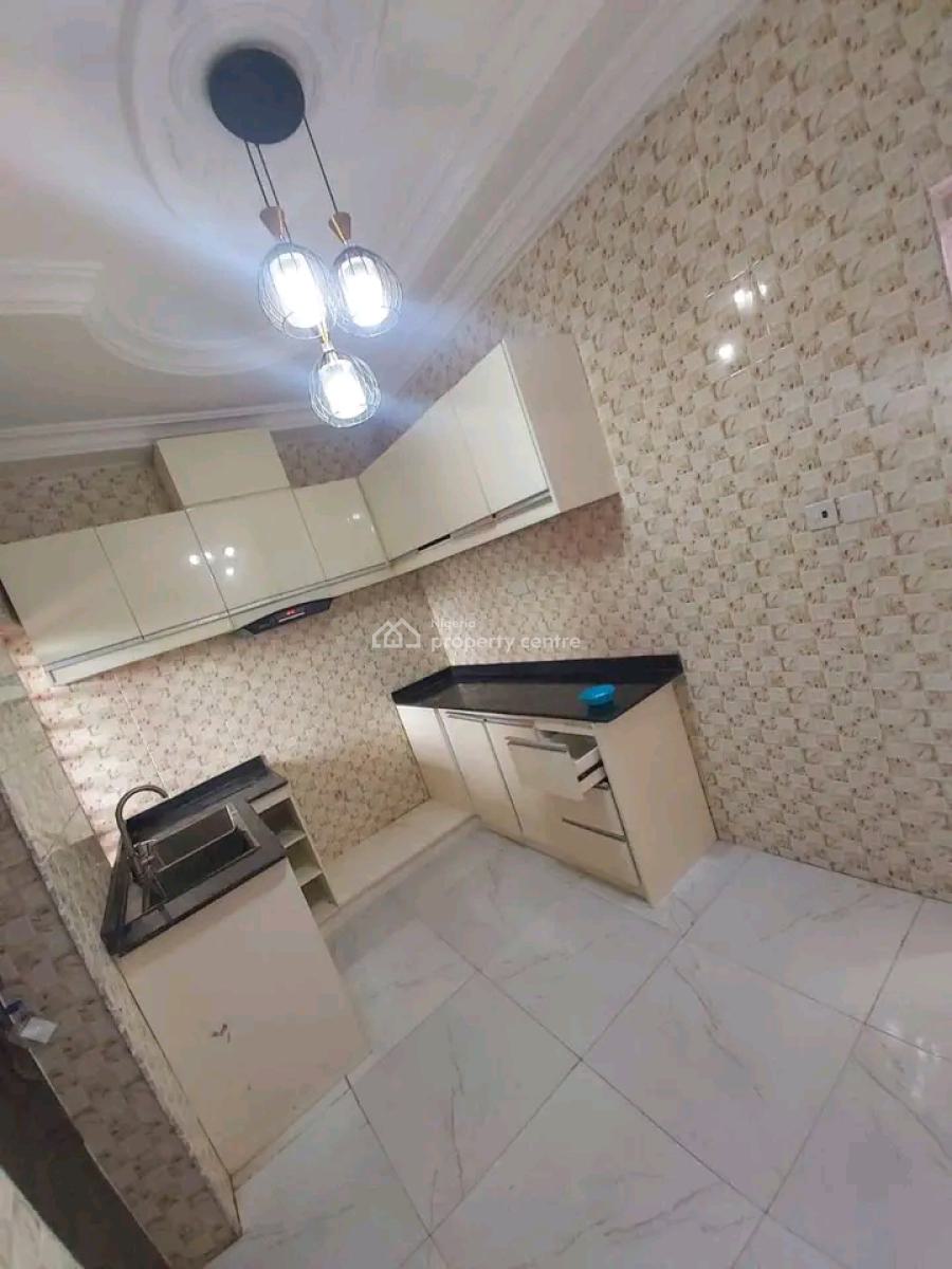 Nice Upstair 2bedroom Flat, Hopevile Estate, Sangotedo, Ajah, Lagos, Flat / Apartment for Rent
