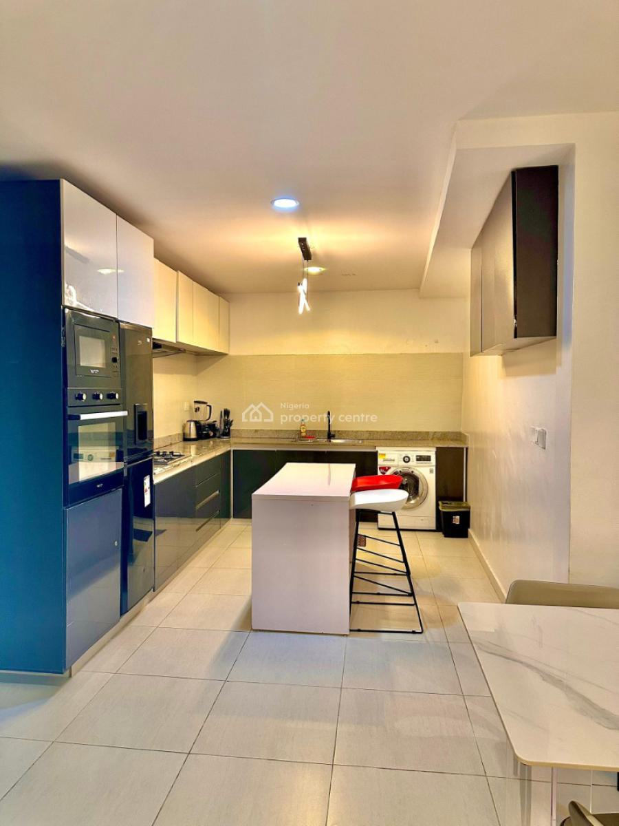 2br Apartment with Ps5 and Pool  Available, Lekki Phase 1, Lekki, Lagos, Flat / Apartment Short Let