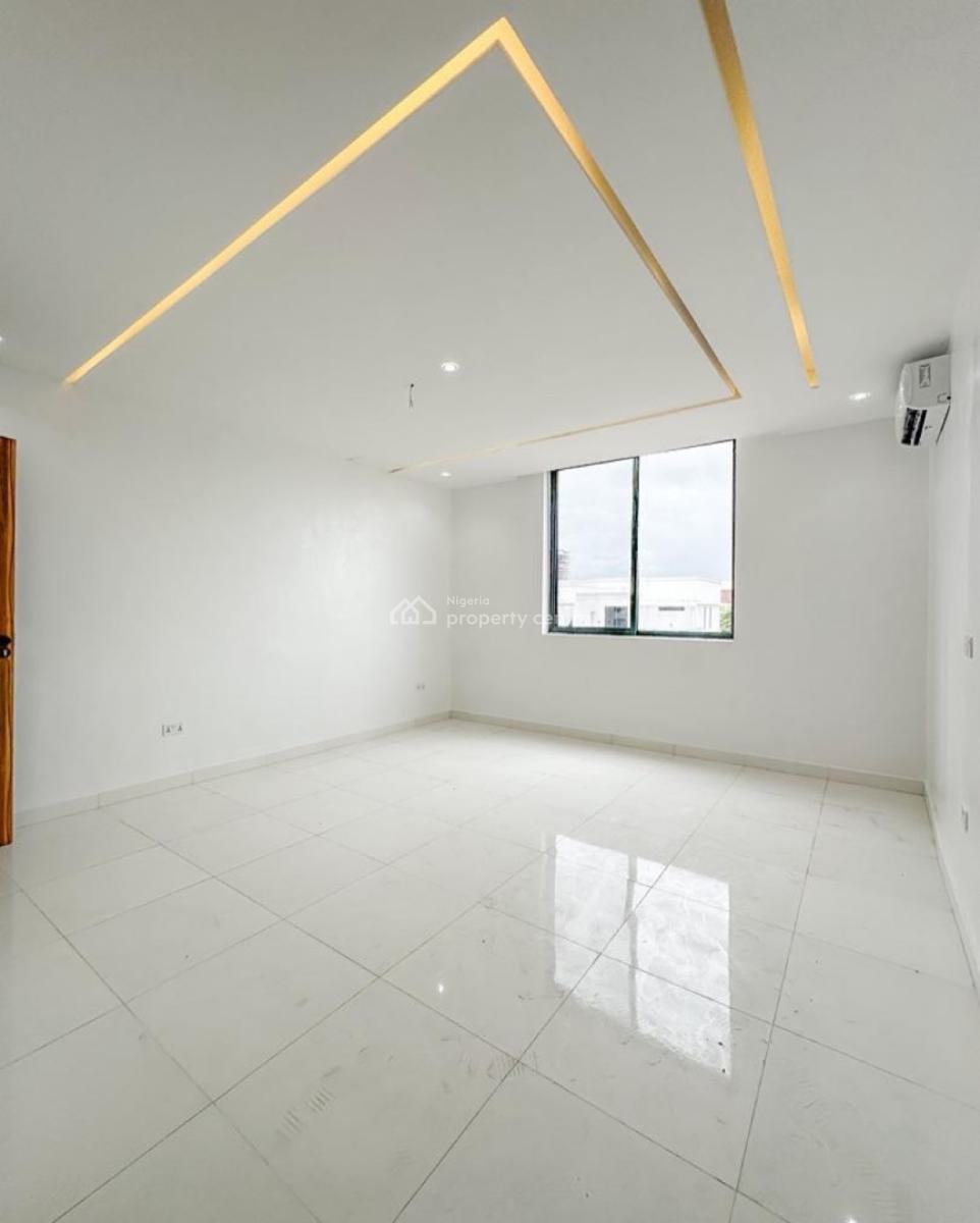 2 Bedroom Apartments 305m and 1 Bedroom Apartments 190m, Oniru, Victoria Island (vi), Lagos, Block of Flats for Sale