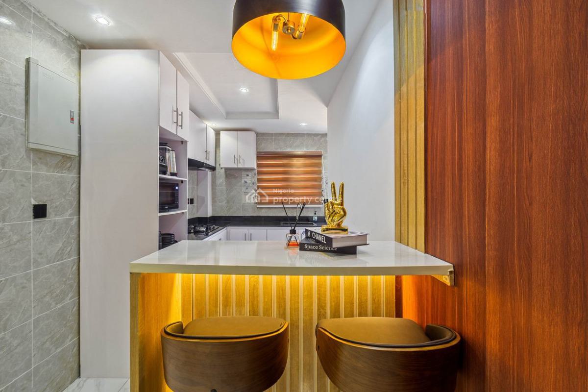 Luxury 1 Bed + Ps5 + Private Gym, Freedom Way,lekki Phase 1, Lekki, Lagos, Flat / Apartment Short Let