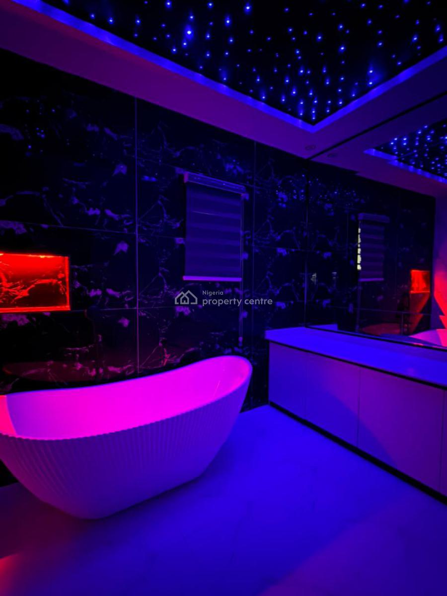 Deluxe 2 Bed with a Private Cinema, Osapa London, Lekki, Lagos, Flat / Apartment Short Let