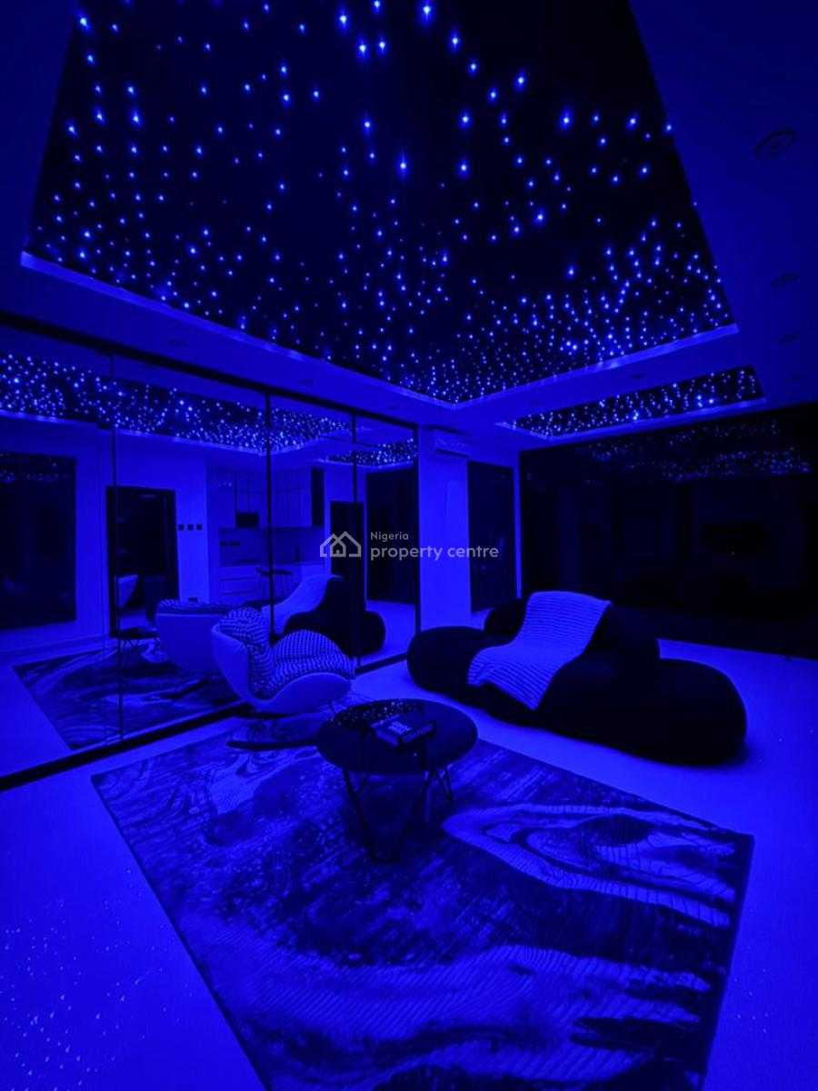 Deluxe 2 Bed with a Private Cinema, Osapa London, Lekki, Lagos, Flat / Apartment Short Let