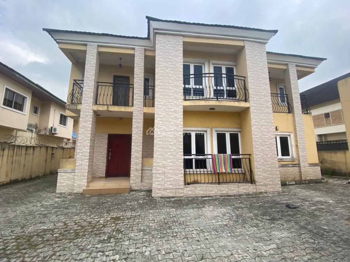 Spacious 4 Bedrooms Detached Duplex with Bq, Lekki Phase 1, Lekki, Lagos, Detached Duplex for Rent