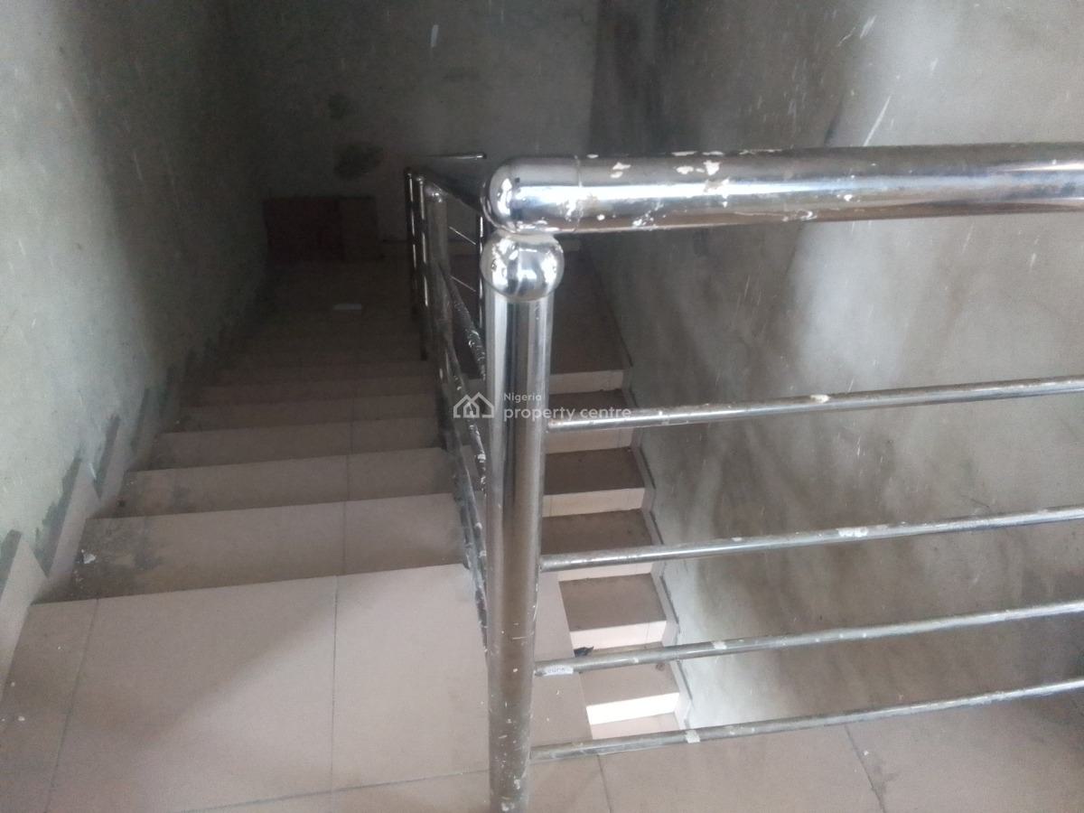 Newly Buildt Luxury 2 Bedroom Flat with Excellent Features, Catholic Mission Rd, Ogombo, Ajah, Lagos, Flat / Apartment for Rent