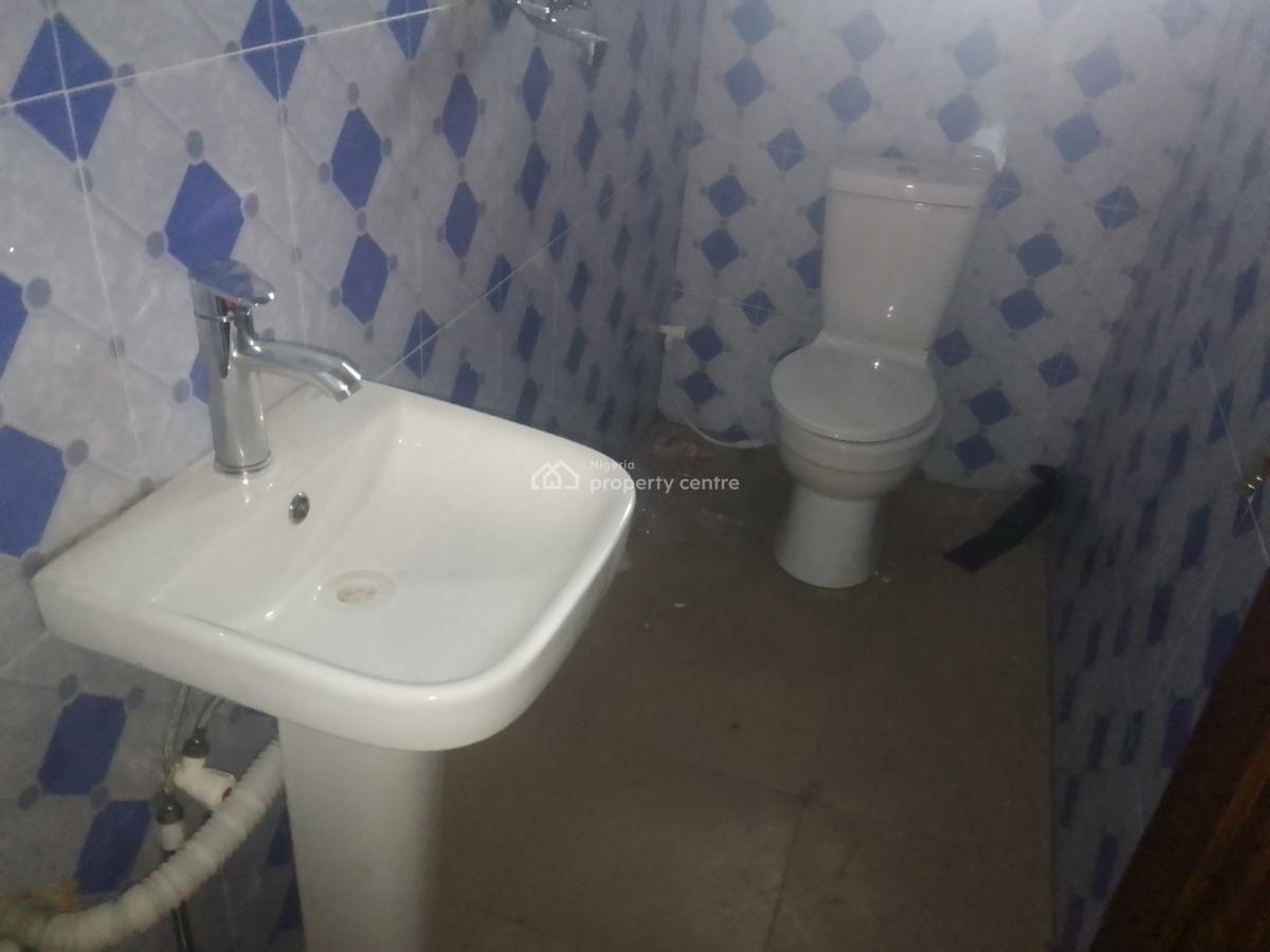 Newly Buildt Luxury 2 Bedroom Flat with Excellent Features, Catholic Mission Rd, Ogombo, Ajah, Lagos, Flat / Apartment for Rent