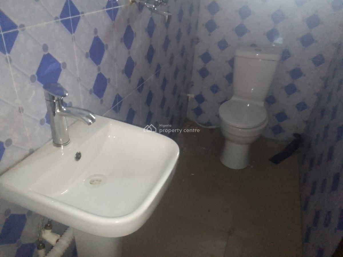 Newly Buildt Luxury 2 Bedroom Flat with Excellent Features, Catholic Mission Rd, Ogombo, Ajah, Lagos, Flat / Apartment for Rent