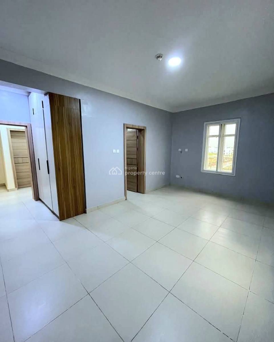 Well Maintained 3--bedroom Apartment, Ikate Elegushi, Lekki, Lagos, Flat / Apartment for Sale