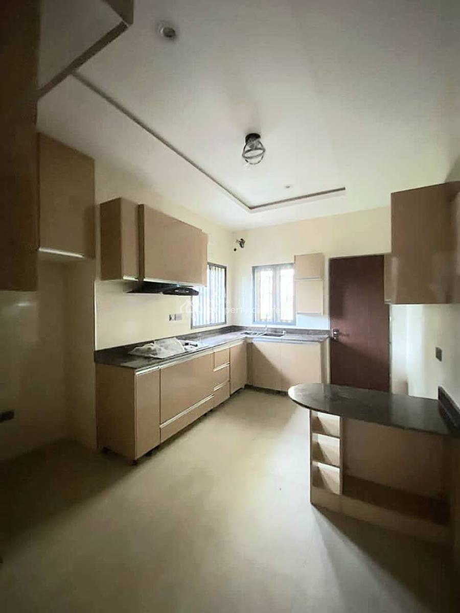 Well Built 4-bedroom  Semi Detached Duplex, Osapa, Lekki, Lagos, Semi-detached Duplex for Rent