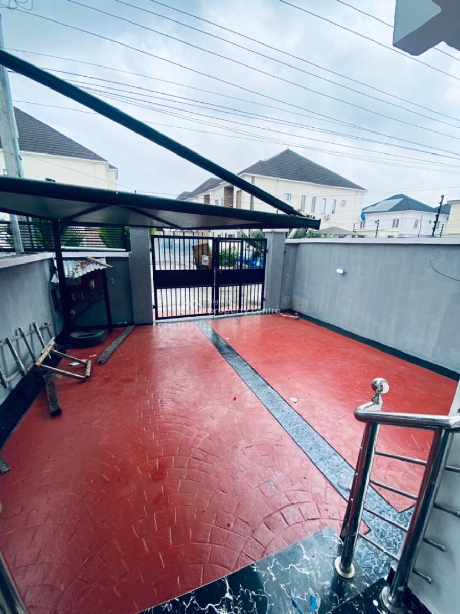 a Semi Detached 4 Bedrooms with Bq, Ikota Lekki, Ikota, Lekki, Lagos, Semi-detached Duplex for Rent