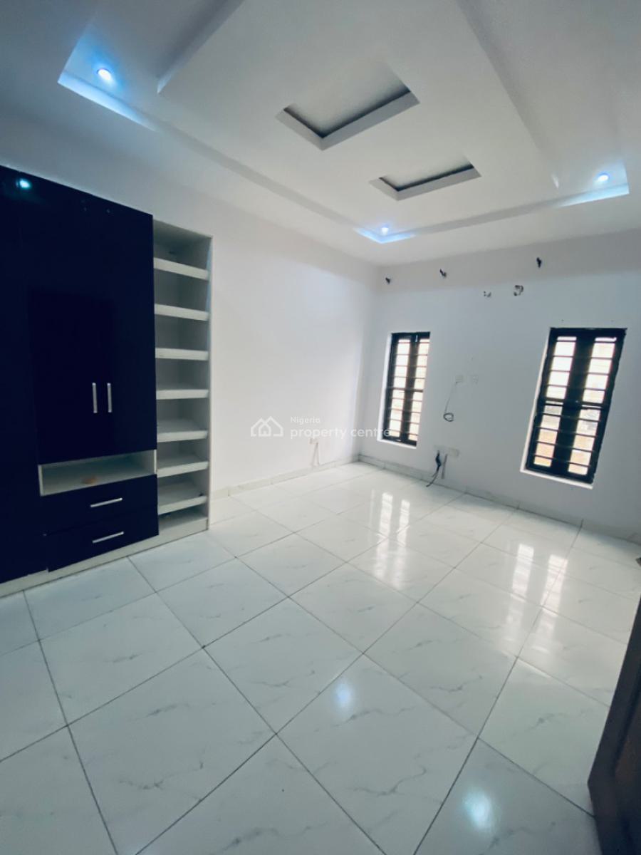 a Semi Detached 4 Bedrooms with Bq, Ikota Lekki, Ikota, Lekki, Lagos, Semi-detached Duplex for Rent