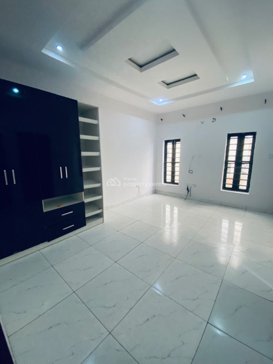 a Semi Detached 4 Bedrooms with Bq, Ikota Lekki, Ikota, Lekki, Lagos, Semi-detached Duplex for Rent