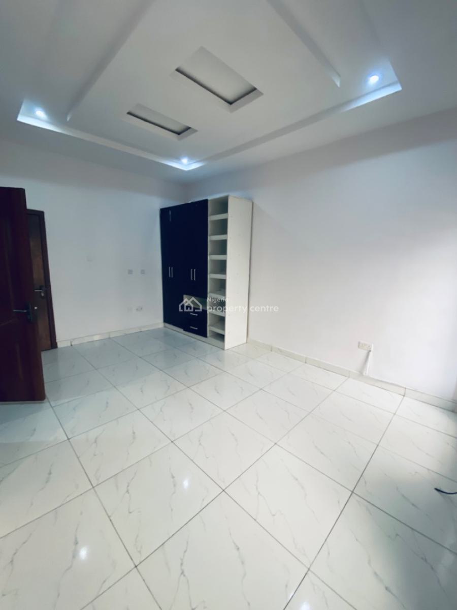 a Semi Detached 4 Bedrooms with Bq, Ikota Lekki, Ikota, Lekki, Lagos, Semi-detached Duplex for Rent