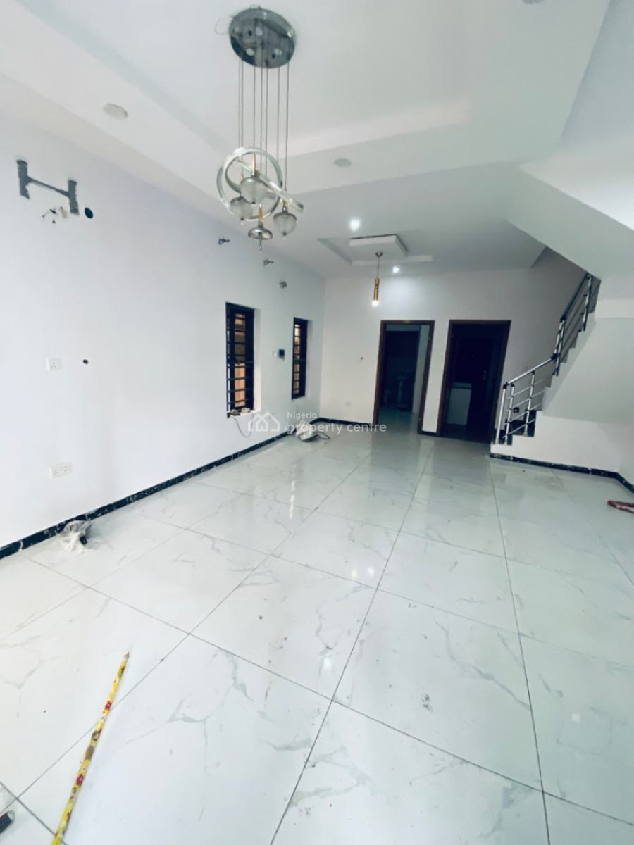 a Semi Detached 4 Bedrooms with Bq, Ikota Lekki, Ikota, Lekki, Lagos, Semi-detached Duplex for Rent