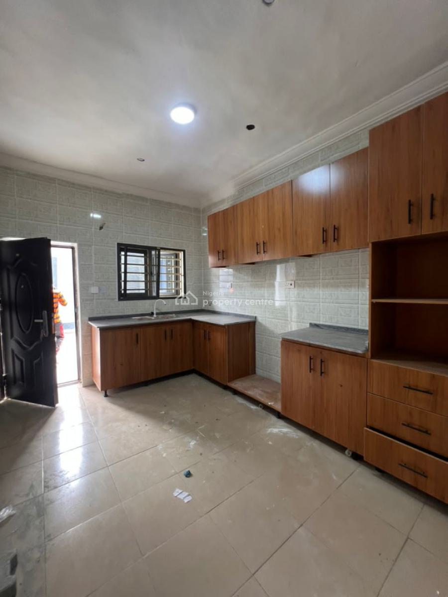 a Brand New Spacious 4 Bedroom Terraced Duplex + 1bq, Karmo - Idu District, After Nizamiyel Hospital ( Turkish Hospital), Karmo, Abuja, Terraced Duplex for Rent