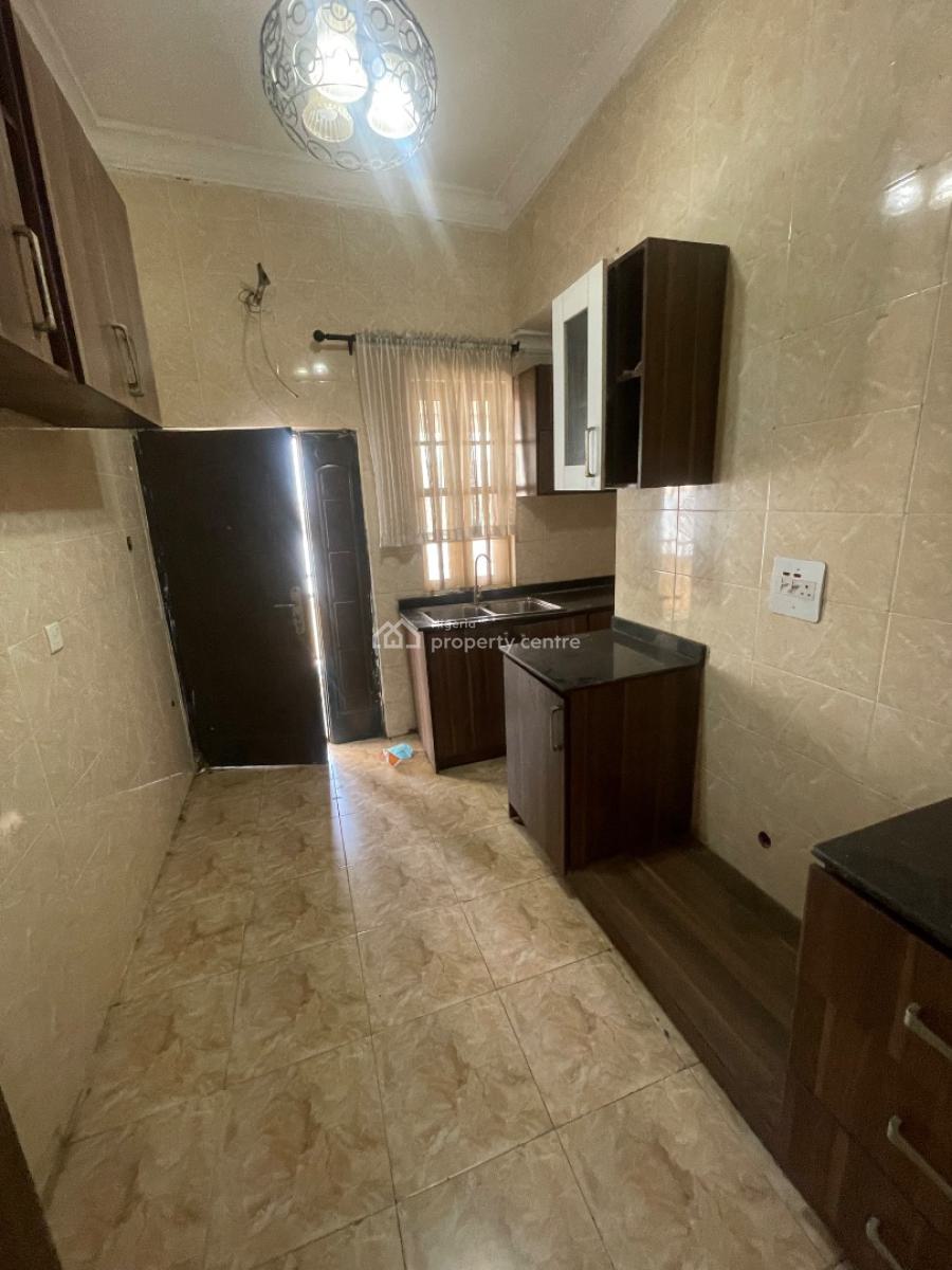 4 Bedroom Duplex with Spacious Compound, Harmony Estate, Gra Phase 1, Magodo, Lagos, Detached Duplex for Rent