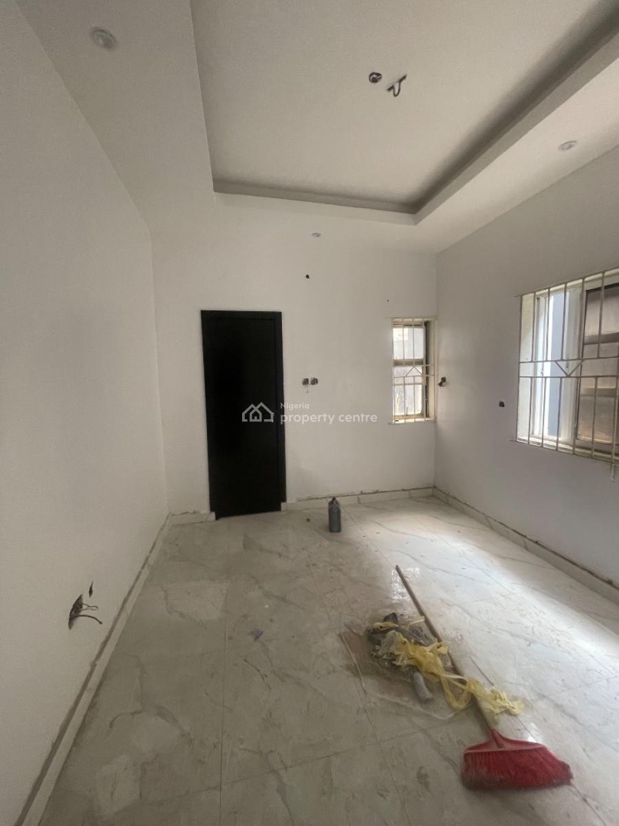 Luxury 3 Bedroom Apartment, Secured Estate, Gra Phase 1, Magodo, Lagos, Flat / Apartment for Rent