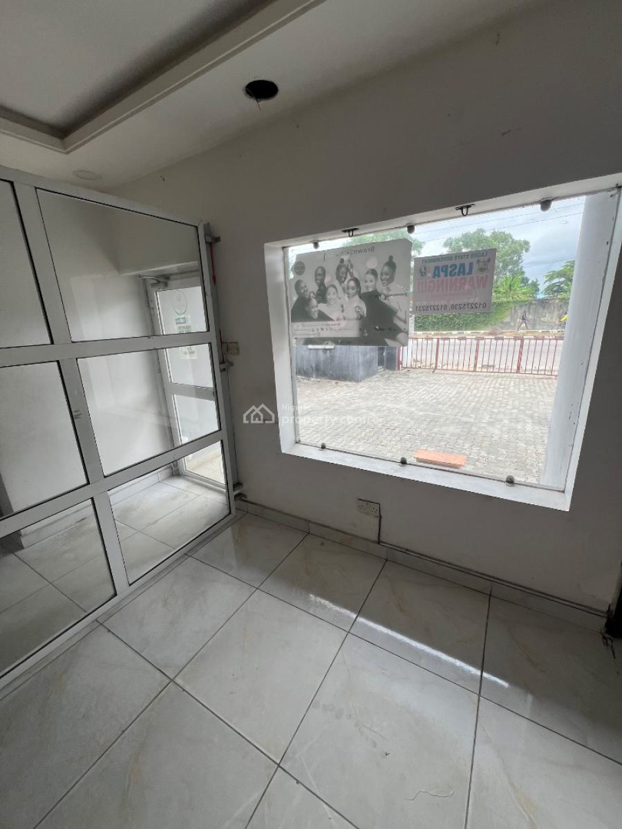 Commercial Space on a Busy Road. Perfect for Any Business., Lekki Phase 1, Lekki, Lagos, Commercial Property for Rent