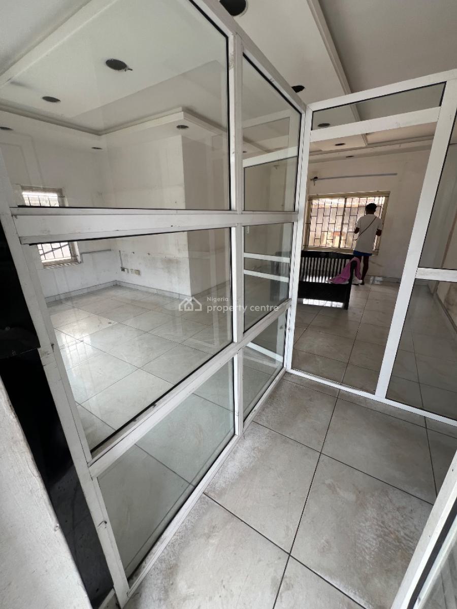 Commercial Space on a Busy Road. Perfect for Any Business., Lekki Phase 1, Lekki, Lagos, Commercial Property for Rent