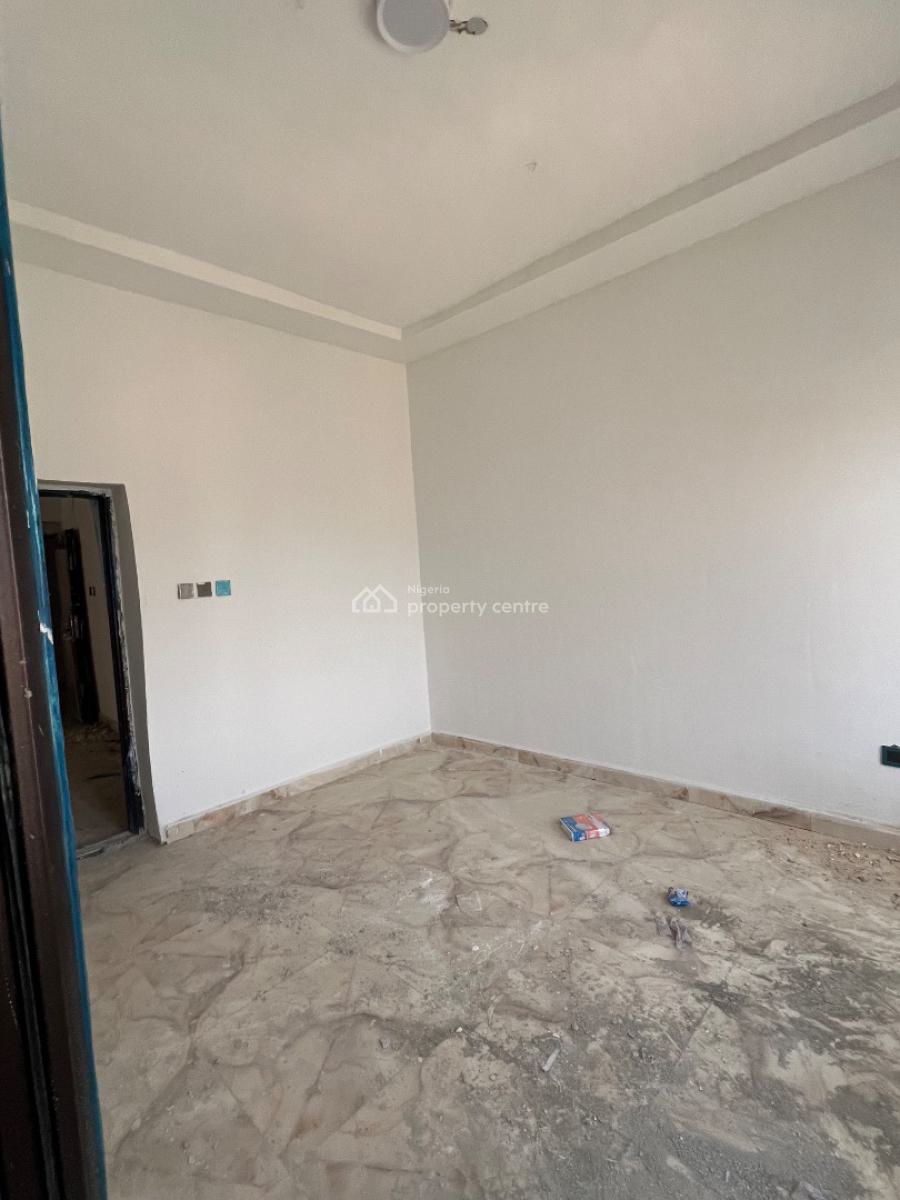 Massive 2 Bedroom Flat Upstairs, Abijo Gra, Abijo, Lekki, Lagos, Flat / Apartment for Rent