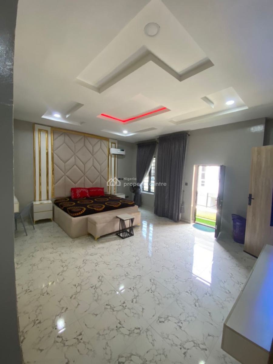 Fuly Furnished Luxury Miniflat( with Pool, Gym and 24hrs Light, Orchid Road Lekki Lagos, Lekki, Lagos, Mini Flat (room and Parlour) for Rent