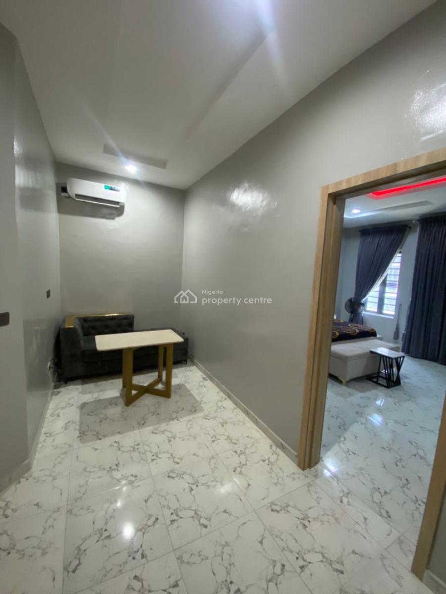 Fuly Furnished Luxury Miniflat( with Pool, Gym and 24hrs Light, Orchid Road Lekki Lagos, Lekki, Lagos, Mini Flat (room and Parlour) for Rent