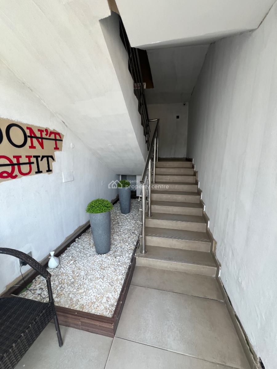 Super-clean and Luxurious Commercial Space Located on a Busy Road, Lekki Phase 1, Lekki, Lagos, Commercial Property for Rent