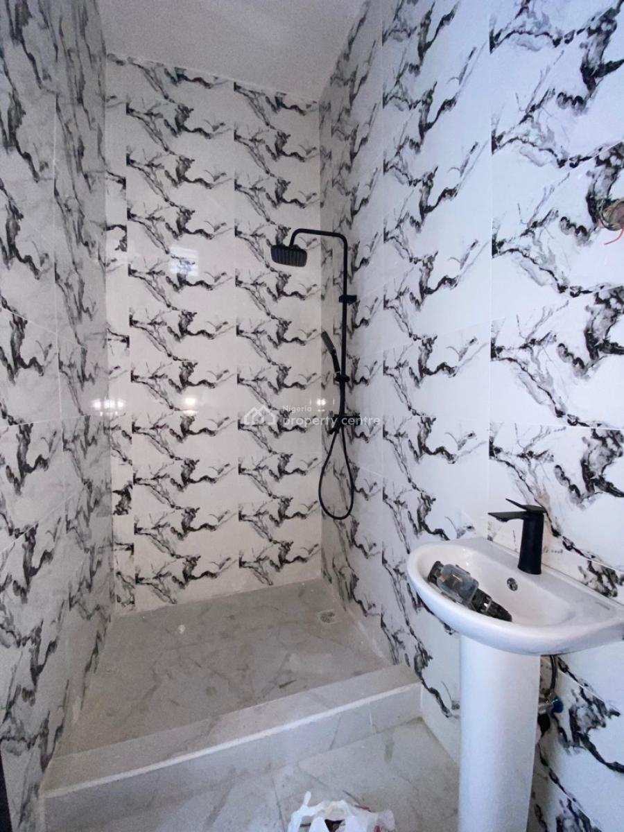 5 Bedroom Fully Detached Duplex with Bq, Daffodil Estate, Lekki, Lagos, Detached Duplex for Sale