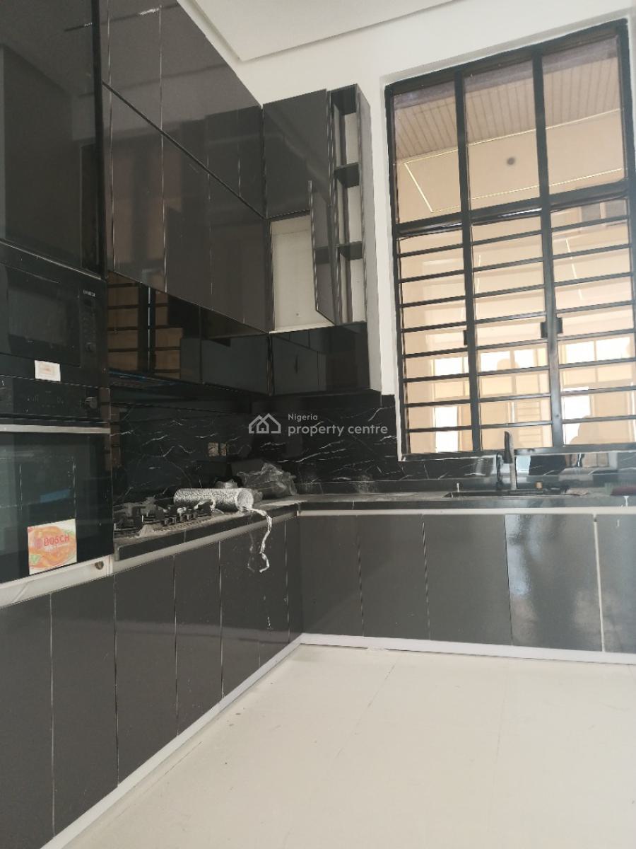 3bedroom Apartment with Pool,gym, Serene and Neat Environment,lekki Phase 1, Lekki Phase 1, Lekki, Lagos, Block of Flats for Sale