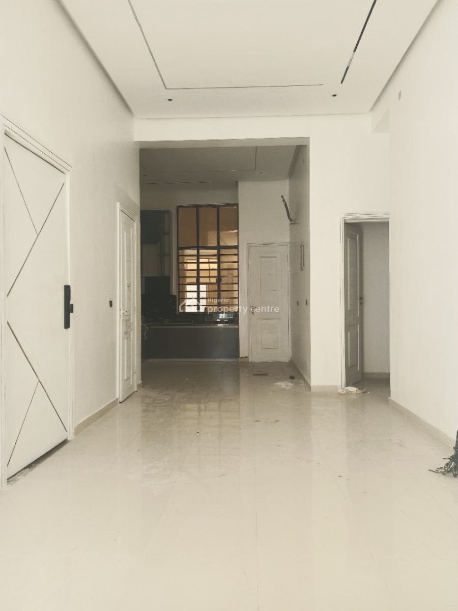 3bedroom Apartment with Pool,gym, Serene and Neat Environment,lekki Phase 1, Lekki Phase 1, Lekki, Lagos, Block of Flats for Sale