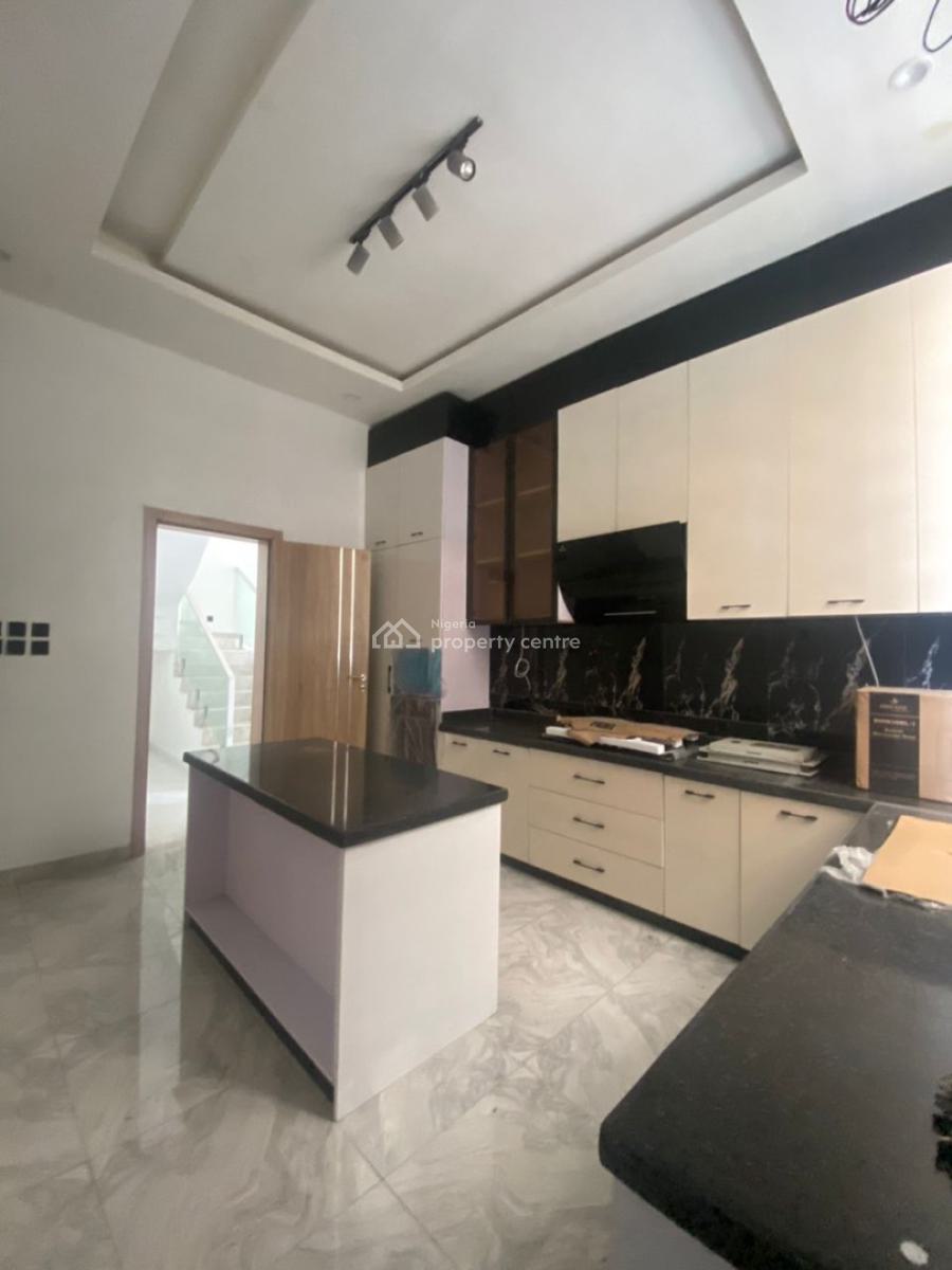 4 Bedroom Semi Detached Duplex with a Room Bq, Daffodil Estate, Lekki, Lagos, Semi-detached Duplex for Sale