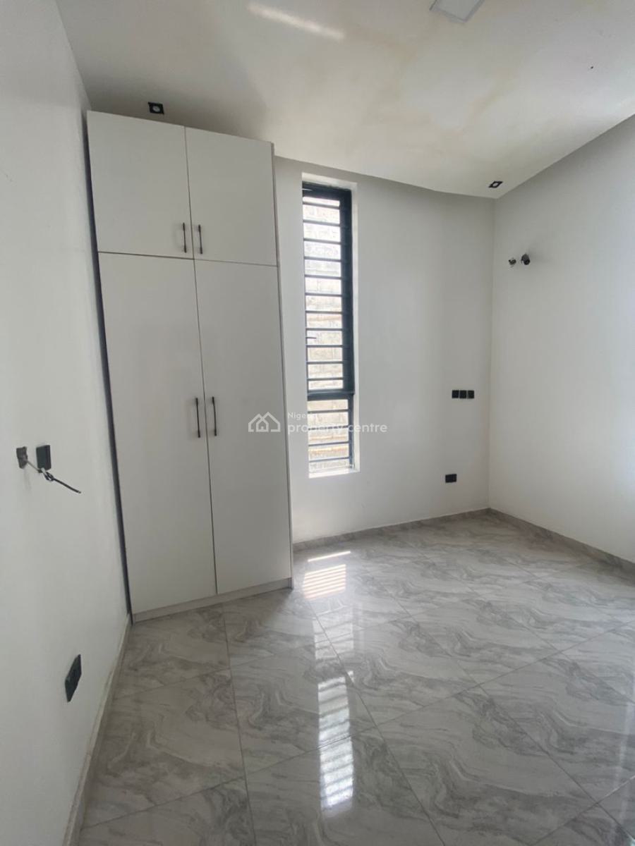 4 Bedroom Semi Detached Duplex with a Room Bq, Daffodil Estate, Lekki, Lagos, Semi-detached Duplex for Sale