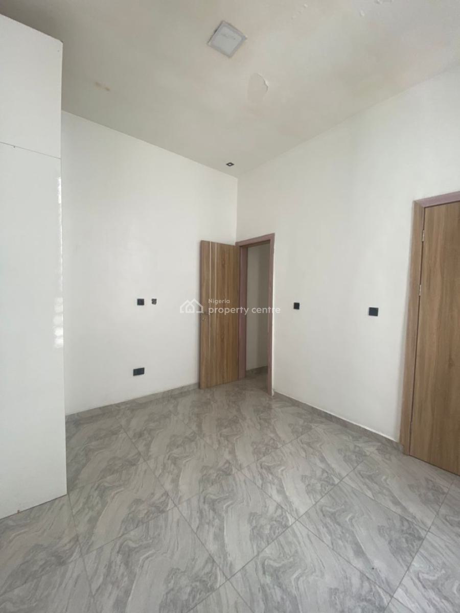 4 Bedroom Semi Detached Duplex with a Room Bq, Daffodil Estate, Lekki, Lagos, Semi-detached Duplex for Sale