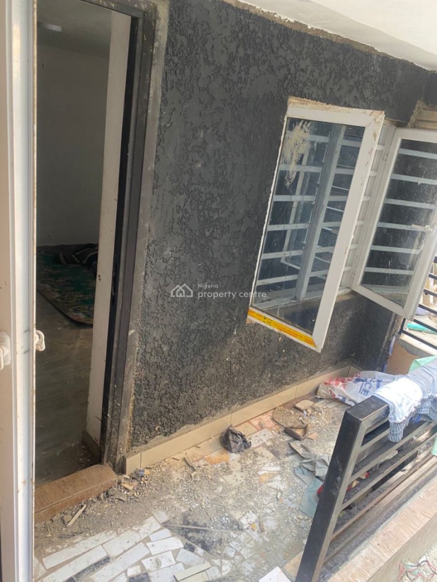 Newly Revamped Mini Flat in Surulere Spacious and Neat, Spacious Mini Flat Apartment Kindly Send a Dm Now for Inspection, Surulere, Lagos, Mini Flat (room and Parlour) for Rent