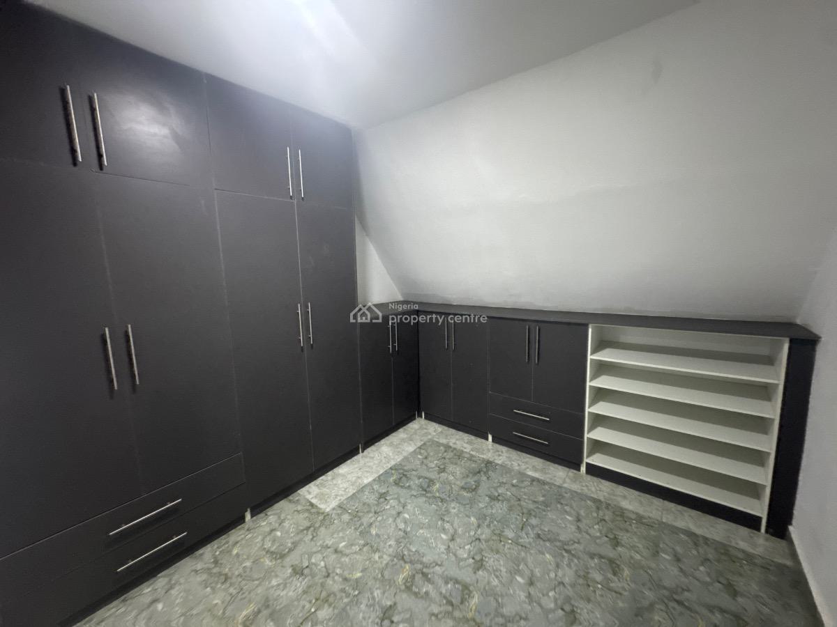 Luxury Finished 5 Bedroom Detached Duplex with Private Gate in a Mini, Guzape Main Abuja, Guzape District, Abuja, Detached Duplex for Sale