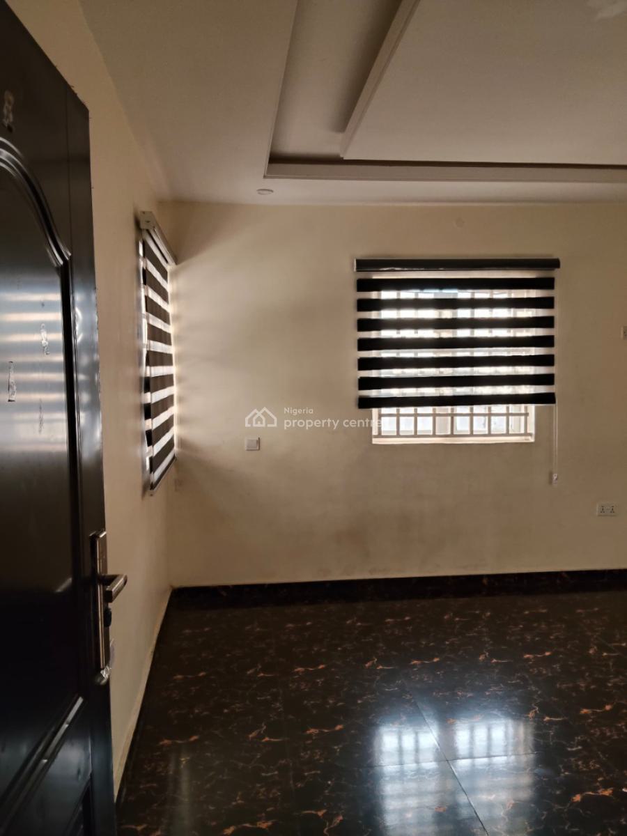 Luxury 3 Bedroom Flat in a Good Location Location Ibeju-lekki Lagos, Secured Place, Bogije, Ibeju Lekki, Lagos, Flat / Apartment for Rent