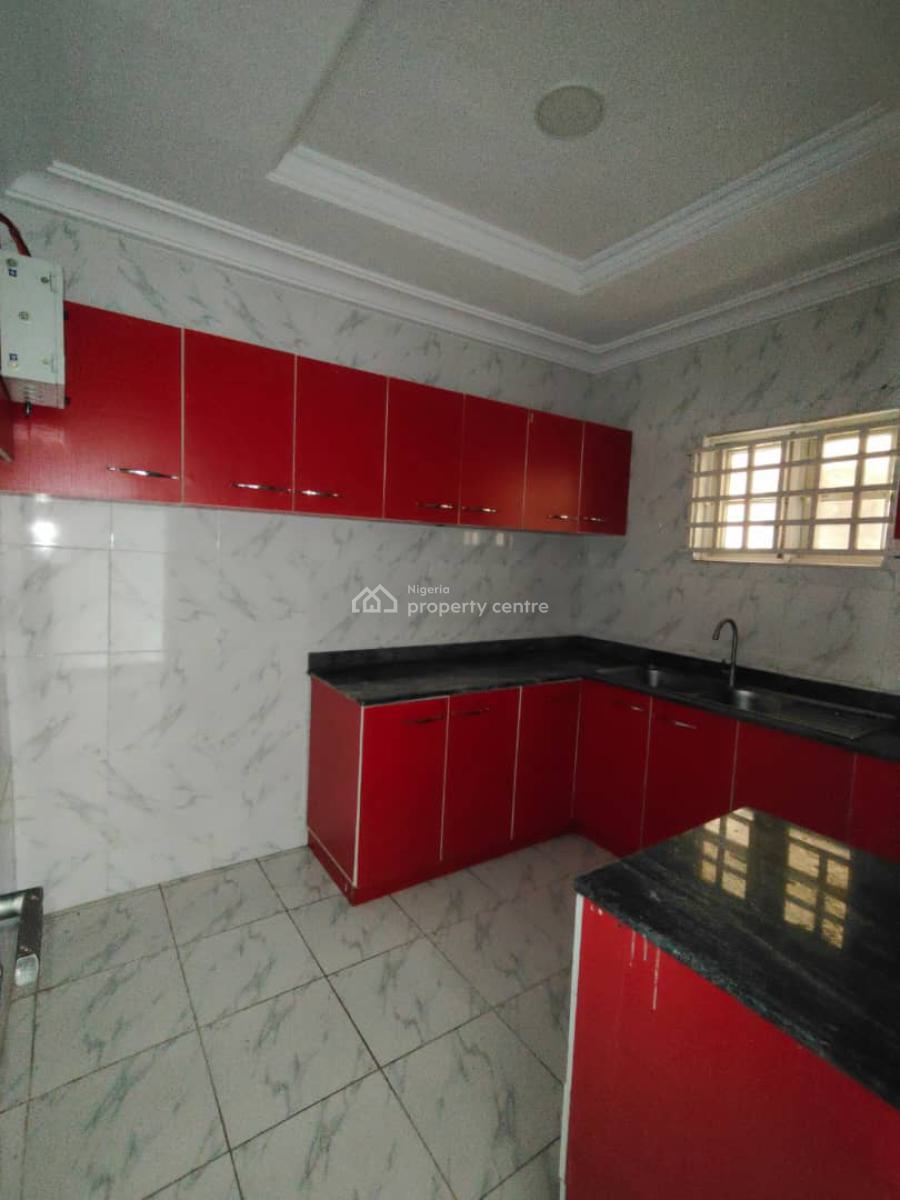 Luxury 3 Bedroom Flat in a Good Location, Secured Place, Shapati, Ibeju Lekki, Lagos, Flat / Apartment for Rent