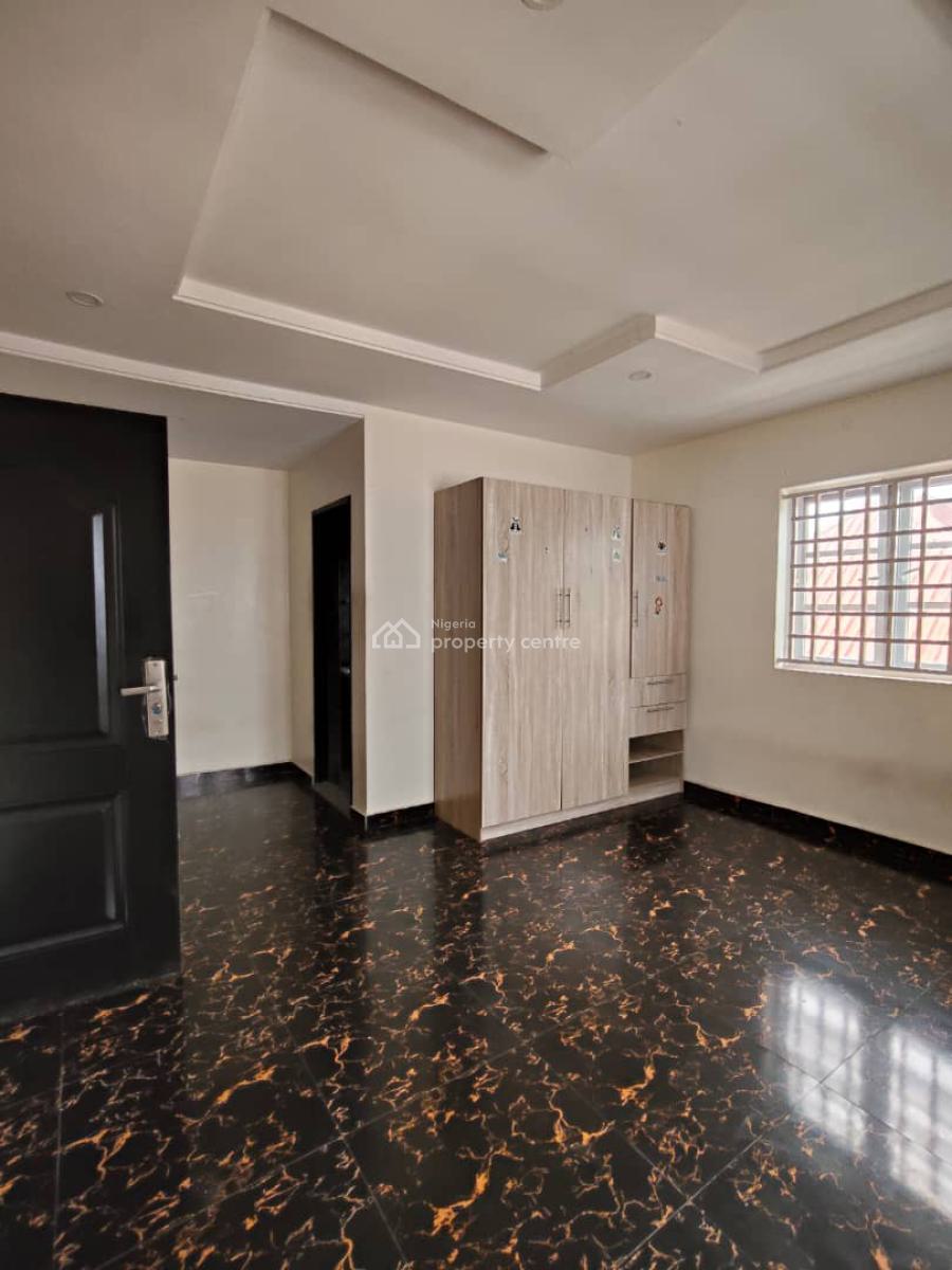 Luxury 3 Bedroom Flat in a Good Location, Secured Place, Shapati, Ibeju Lekki, Lagos, Flat / Apartment for Rent
