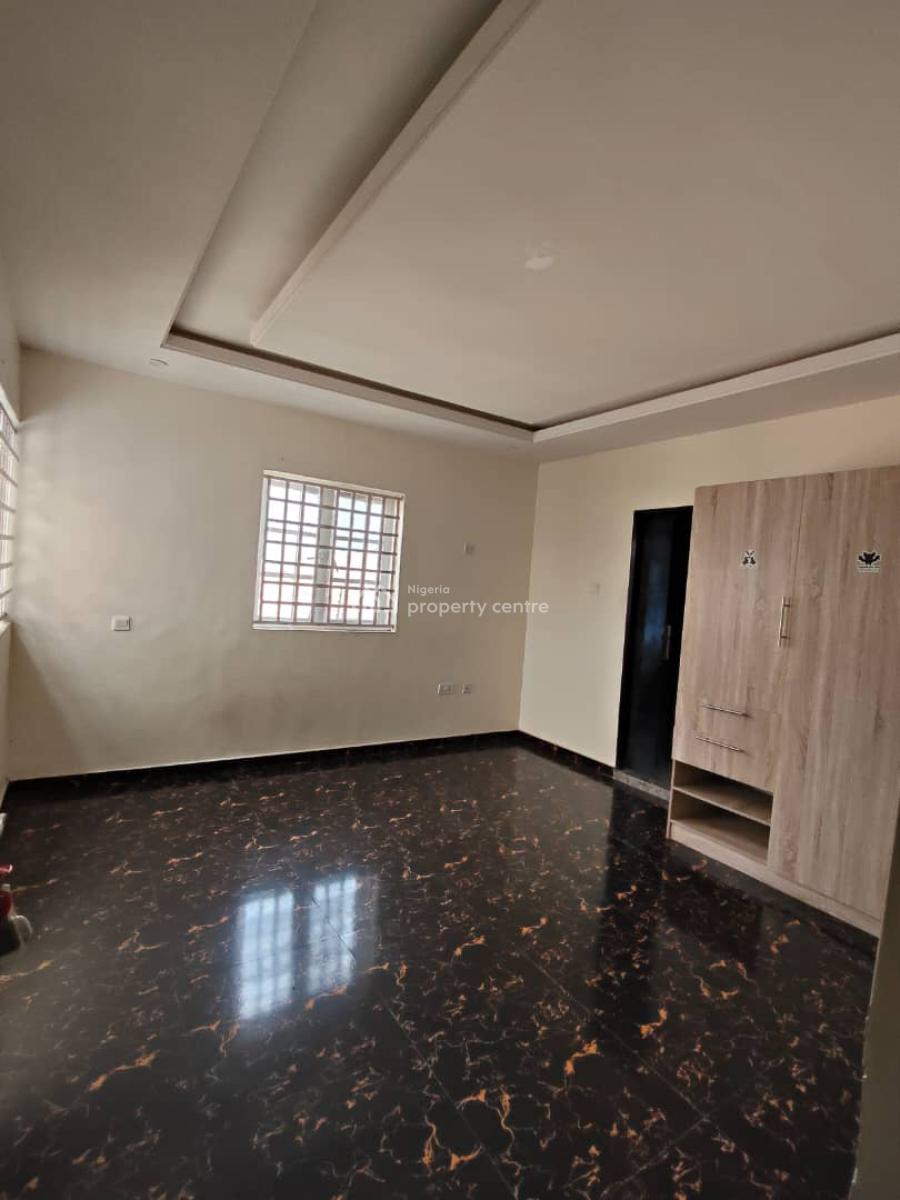 Luxury 3 Bedroom Flat in a Good Location, Secured Place, Shapati, Ibeju Lekki, Lagos, Flat / Apartment for Rent