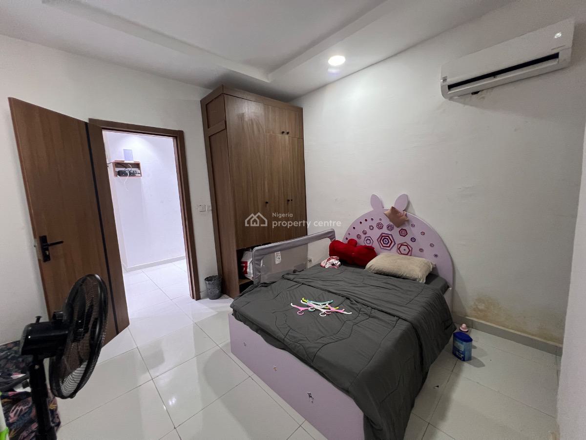 Spacious 4bedroom Terrace Duplex in a Well Secured and Serviced Estate, Conservation Road (west Bridge Estate), Lekki Phase 2, Lekki, Lagos, Terraced Duplex for Sale