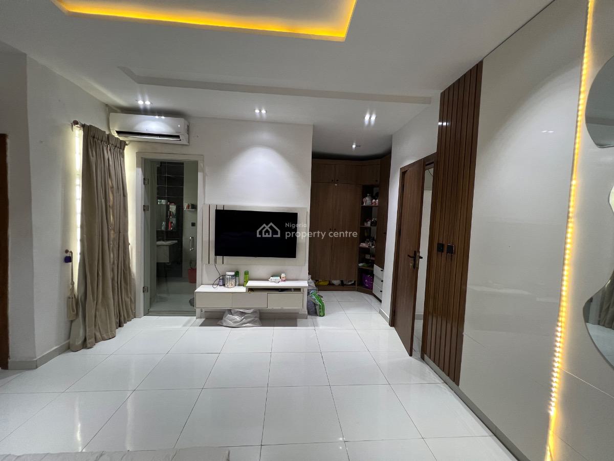 Spacious 4bedroom Terrace Duplex in a Well Secured and Serviced Estate, Conservation Road (west Bridge Estate), Lekki Phase 2, Lekki, Lagos, Terraced Duplex for Sale